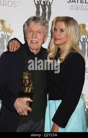 Tom Skerritt, Mira Sorvino 04/02/2022 Photocall 26th annuel satellite Awards au W Hollywood à Hollywood, CA. Photo de I. Hasegawa / HNW / PictureLux Banque D'Images