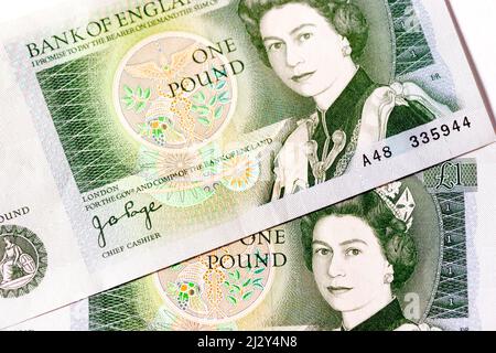 Ancienne note de £1 (une livre). Détail détaillé de l'ancienne note britannique en livre £1. Plus d'appel d'offres légal ou en circulation, le billet a été retiré en 1988. Banque D'Images