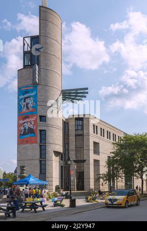 Montréal; Pointe-à-Calliere complexe d'archéologie et d'histoire de Montréal, L&#39;Pavillon Éperon d&#39;Accueil Banque D'Images