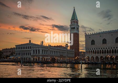 Campanile Venise-Italie de Saint-Marc Banque D'Images