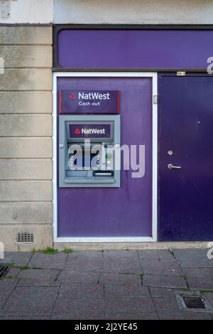 Machine à billets NatWest. Seaton, Devon, Royaume-Uni (Mar22) Banque D'Images