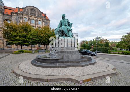 Monument Guericke, Otto von Guericke, Magdebourg, Saxe-Anhalt, Allemagne Banque D'Images