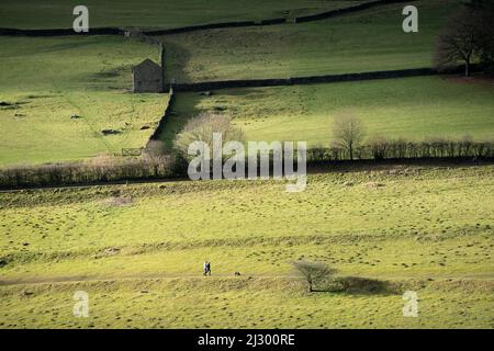 Bamford Edge, Ladybower Reservoir et ses environs dans Peak District UK, Photographie de paysage Banque D'Images