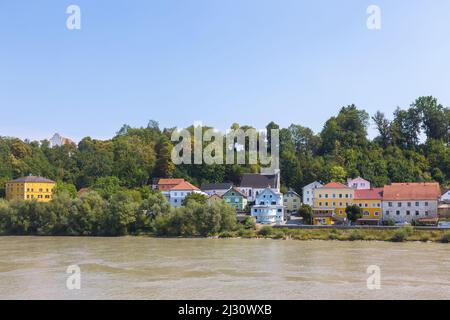 Obernberg am Inn, vue depuis le pont de l'auberge Banque D'Images