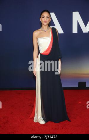 Los Angeles, Californie 4th avril 2022. Eiza Gonzalez à la première Ambulance au Academy Museum of Motion Pictures à Los Angeles, Californie, le 4 avril 2022. Crédit : Faye Sadou/Media Punch/Alay Live News Banque D'Images