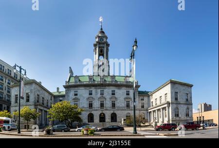 PORTLAND, États-Unis - SEP 15, 2017: Hôtel de ville à Portland. Portland est rempli de bâtiments en briques datant de 19th ans. Banque D'Images