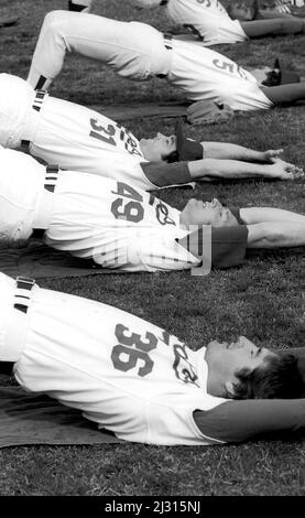 Les joueurs de Los Angeles Dodgers participent à un entraînement de pré-saison au Dodger Stadium de Los Angeles, en Californie Banque D'Images