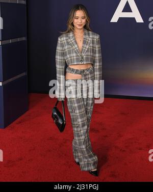 Los Angeles, États-Unis. 04th avril 2022. Jamie Chung arrive à la première AMBULANCE de Los Angeles qui s'est tenue à l'Academy Museum of Motion Pictures à Los Angeles, CA, le lundi 4 avril 2022. (Photo par Sthanlee B. Mirador/Sipa USA) crédit: SIPA USA/Alay Live News Banque D'Images