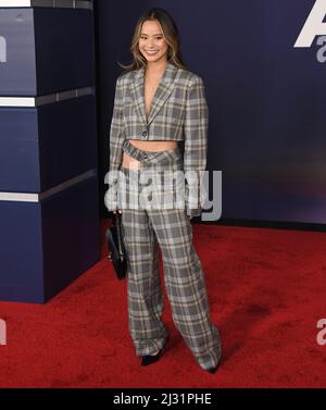 Los Angeles, États-Unis. 04th avril 2022. Jamie Chung arrive à la première AMBULANCE de Los Angeles qui s'est tenue à l'Academy Museum of Motion Pictures à Los Angeles, CA, le lundi 4 avril 2022. (Photo par Sthanlee B. Mirador/Sipa USA) crédit: SIPA USA/Alay Live News Banque D'Images
