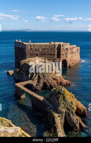 Berlenga, Portugal - 3 avril 2022 : vue sur le fort de Saint-Jean-Baptiste sur l'île de Berlenga Grande au Portugal Banque D'Images