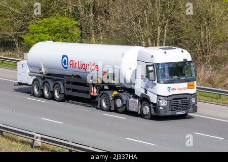 Air liquide 2017 chariots DAF ; 480,26 6x2 TML sur l'autoroute M61 Royaume-Uni Banque D'Images