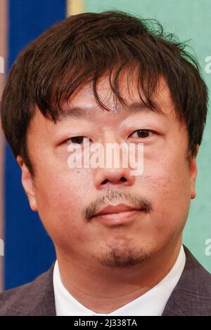 5 avril 2022, Tokyo, Japon: Le producteur Teruhisa Yamamoto assiste à une conférence de presse au Japan National Press Club à Tokyo. Le film « Drive My car » du réalisateur Ryusuke Hamaguchi a remporté le meilleur long métrage international lors des US Academy Awards 94th à Los Angeles. (Image de crédit: © Rodrigo Reyes Marin/ZUMA Press Wire) Banque D'Images