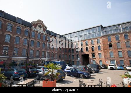 Le bâtiment de noyer de Nottingham, maintenant utilisé comme appartements et un bar et restaurant au Royaume-Uni - Un ancien entrepôt construit en 1873. Banque D'Images