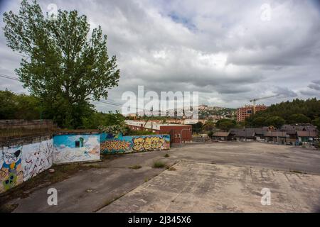 Potenza, Italie 08/04/2017: Quartier de Bucaletto, logement temporaire construit après le tremblement de terre d'Irpinia en 1980. Avec plus de 2 000 habitants. © Andrea Sabbadini Banque D'Images