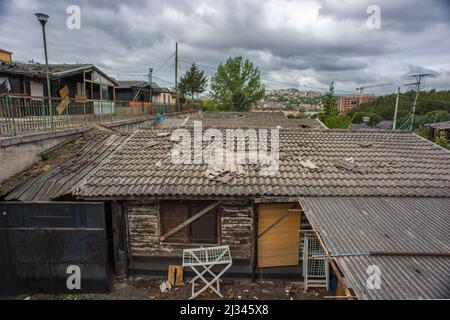 Potenza, Italie 08/04/2017: Quartier de Bucaletto, logement temporaire construit après le tremblement de terre d'Irpinia en 1980. Avec plus de 2 000 habitants. © Andrea Sabbadini Banque D'Images