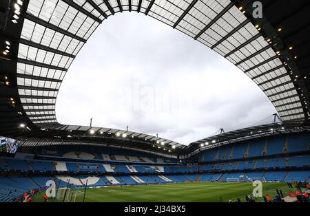 Manchester, Angleterre, 5th avril 2022. Vue générale du stade pendant le match de la Ligue des champions de l'UEFA au Etihad Stadium, Manchester. Le crédit photo doit être lu : Darren Staples / Sportimage Banque D'Images