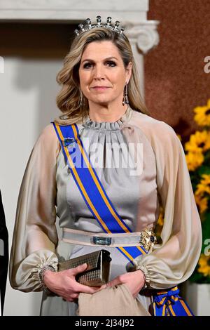 Amsterdam, Niederlande. 05th avril 2022. Queen Maxima des pays-Bas au Palais Royal d'Amsterdam, le 05 avril 2022, pour la photo officielle et le banquet d'État, sur les 1st d'une visite d'État de 2 jours de l'Inde aux pays-Bas Credit: Albert Nieboer/Netherlands OUT/point de vue OUT/dpa/Alay Live News Banque D'Images
