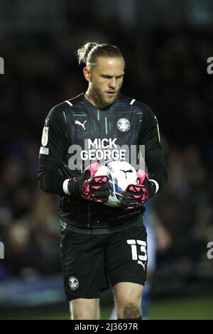 Peterborough, Royaume-Uni. 05th avril 2022. Dai Cornell (pu) au Peterborough United v Luton Town, championnat de l'EFL, au Weston Homes Stadium, Peterborough, Cambridgeshire. Crédit : Paul Marriott/Alay Live News Banque D'Images