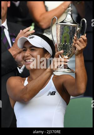 Image ©sous licence de Parsons Media. 10/07/2016. Londres, Royaume-Uni. Championnats de tennis de Wimbledon 2016 jours treize. 10/07/2016. Londres, Royaume-Uni. Championnats de tennis de Wimbledon 2016 jours treize. Heather Watson remporte les doubles mixtes sur le court du centre lors des championnats de tennis de Wimbledon 2016. Photo par Andrew Parsons / Parsons Media Banque D'Images