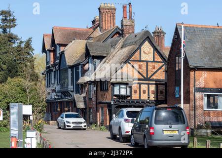 L'hôtel Swan, Horning un ancien village, la paroisse de Horning se trouve sur la rive nord de la rivière Bure, Norfolk, East Anglia, Angleterre, Royaume-Uni. Banque D'Images