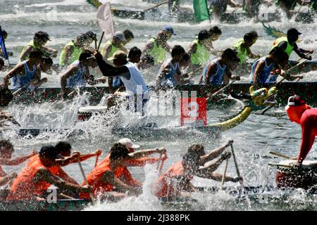 Course des bateaux-dragons à Hong Kong Banque D'Images