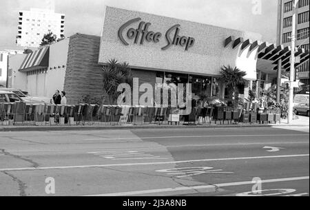 Café de style Googies à Wilshire et Westwood à Westwood Village, Los Angeles, CA vers 1980 Banque D'Images