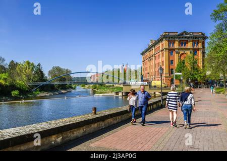 Langer Wall, Weser Promenade, Weser, Hamelin, Basse-Saxe, Allemagne Banque D'Images