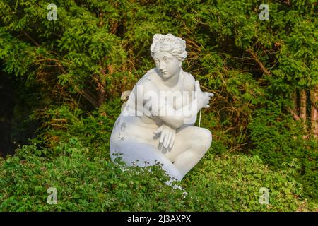 Venus à genoux, Woerlitz Garden Kingdom, Saxe-Anhalt, Allemagne Banque D'Images