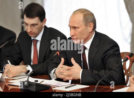 BRDO PRI KRANJU, SLOVÉNIE - 22 MARS 2011 : Portrait de Vladimir Vladimirovich Poutine lors de la visite en Slovénie. Banque D'Images