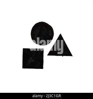 composition géométrique abstraite en noir et blanc avec cercle, triangle et carré séparés dessinés à la main avec de la peinture noire sur papier blanc Banque D'Images