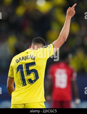 Arnaut Danjuma de Villarreal CF célèbre après avoir obtenu son but lors du match de la Ligue des champions de l'UEFA entre Villarreal CF et le Bayern Munich joué au stade la Ceramica le 6 avril 2022 à Villarreal, en Espagne. (Photo de Sergio Ruiz / PRESSINPHOTO) Banque D'Images