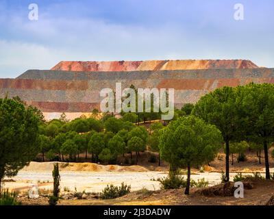 La mine Cerro Colorado est actuellement en exploitation à ciel ouvert à Riotinto, Huelva, Espagne. Banque D'Images