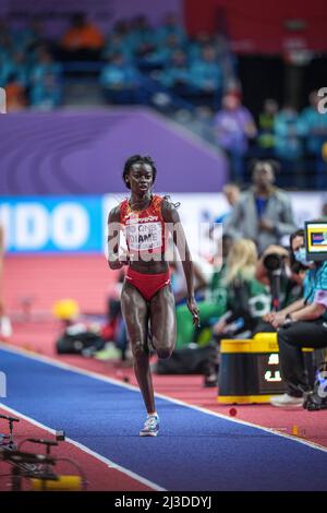 Fatima Diame sautant au championnat du monde en salle de Belgrade 2022 dans le long saut. Banque D'Images