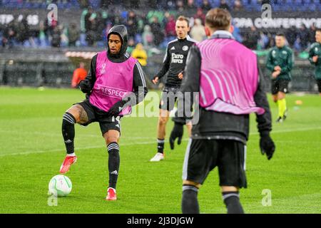 Rotterdam, pays-Bas. 07th avril 2022. Rotterdam - Reiss Nelson de Feyenoord pendant le match entre Feyenoord et SK Slavia Prague au Stadion Feijenoord de Kuip le 7 avril 2022 à Rotterdam, aux pays-Bas. Crédit : photos Box to Box/Alamy Live News Banque D'Images