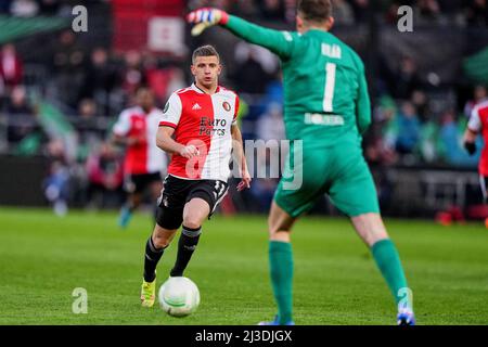 Rotterdam, pays-Bas. 07th avril 2022. Rotterdam - Bryan Linssen de Feyenoord pendant le match entre Feyenoord et SK Slavia Prague au Stadion Feijenoord de Kuip le 7 avril 2022 à Rotterdam, aux pays-Bas. Crédit : photos Box to Box/Alamy Live News Banque D'Images