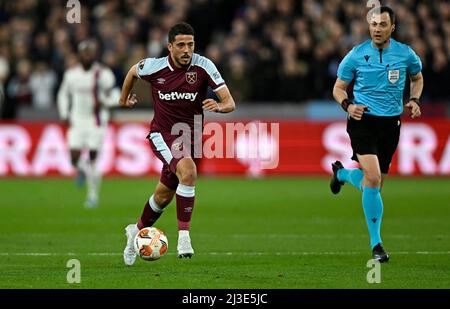 Londres, Royaume-Uni. 6th avril 2022. Pablo Fornals (West Ham) lors du West Ham contre l'Olympique Lyonnais UEFA Europa League Quarter final match au London Stadium, Stratford, Londres, Royaume-Uni. Crédit : MARTIN DALTON/Alay Live News Banque D'Images