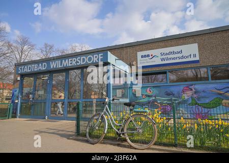 Stadtbad Wilmersdorf II, Fritz-Wildung-Straße, Berlin, Allemagne Banque D'Images