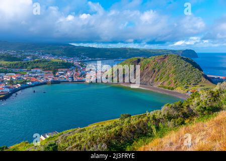 Le quartier de Porto PIM et la plage de l'île de Faial au Portugal. Banque D'Images