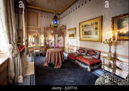 2022-04-08 11:05:19 APELDOORN - salle de toilette de la reine Sophie pendant la présentation du Paleis Het Loo rénové. Le musée a fermé ses portes en 2018 pour une rénovation majeure. KOEN VAN WEEL pays-bas sortie - belgique sortie Banque D'Images