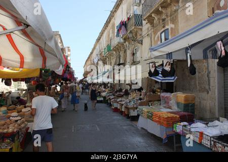 Marché de rue sicilien, Ortega, Syracuse Banque D'Images