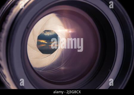 objectif vintage et gros plan sur l'ouverture de l'objectif Banque D'Images