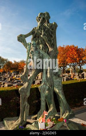 Paris, France - gros plan, sculpture publique, cimetière du Père Lachaise, Monument aux Juifs déportés de Drancy pendant la seconde Guerre mondiale, holocauste nazisme juifs de la seconde guerre mondiale Banque D'Images