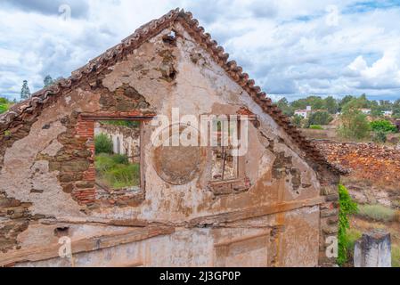 Bâtiment minier désolé à Minas de Sao Domingos au Portugal. Banque D'Images