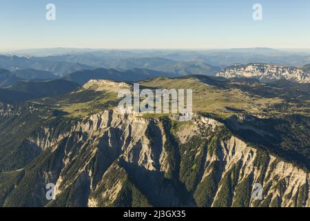 France, Isère (38), Chichilianne, Parc naturel régional du Vercors, Réserve naturelle nationale des hauts plateaux du Vercors (vue aérienne) Banque D'Images