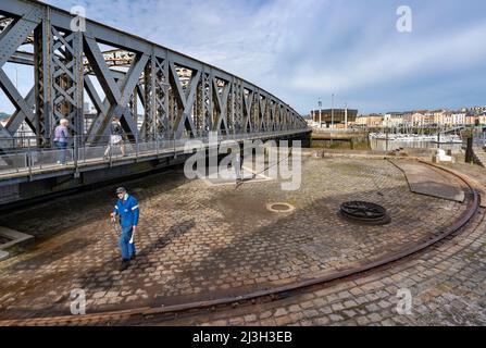 France, Seine Maritime, Dieppe, Côte d'Abatre, quartier Pollet, Le pont Colbert, tournant de la fin du 19th siècle, est classé monument historique Banque D'Images