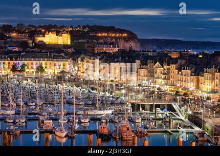 France, Seine Maritime, Dieppe, Côte d'Abatre, le port de plaisance Banque D'Images