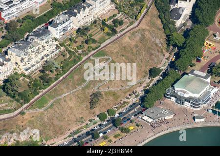 La promenade en terrasse au Royal Terrace Gardens, Torquay, Devon, 2016. Banque D'Images