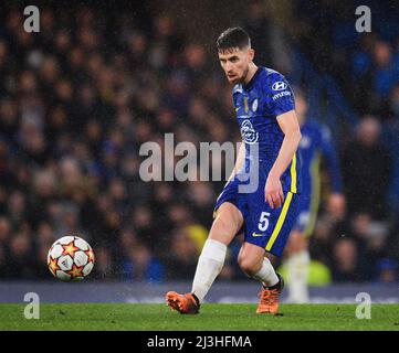 06 avril 2022 - Chelsea v Real Madrid - UEFA Champions League - quart de finale - première étape - Stamford Bridge Jorginho pendant le match contre Real Madrid Picture Credit : © Mark pain / Alamy Live News Banque D'Images