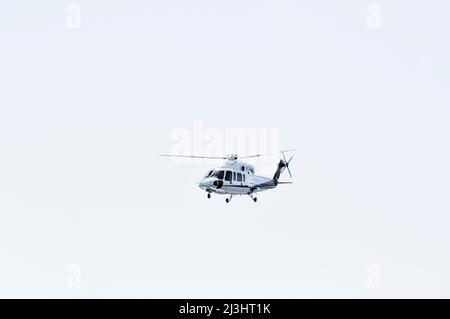 Manhattan, New York City, NY, États-Unis, Un hélicoptère et quelques gratte-ciels à Manhattan Banque D'Images