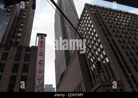 47-50 STS-ROCKEFELLER CTR, New York City, NY, États-Unis, panneau de radio City Music Hall Banque D'Images